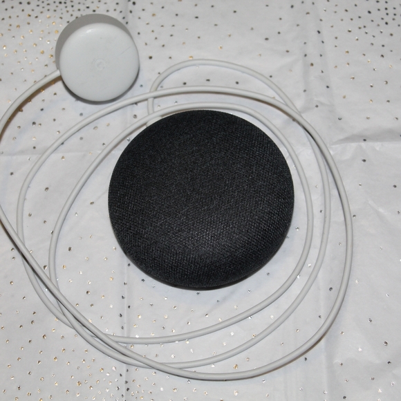 Google Mini - Picture 1 of 2